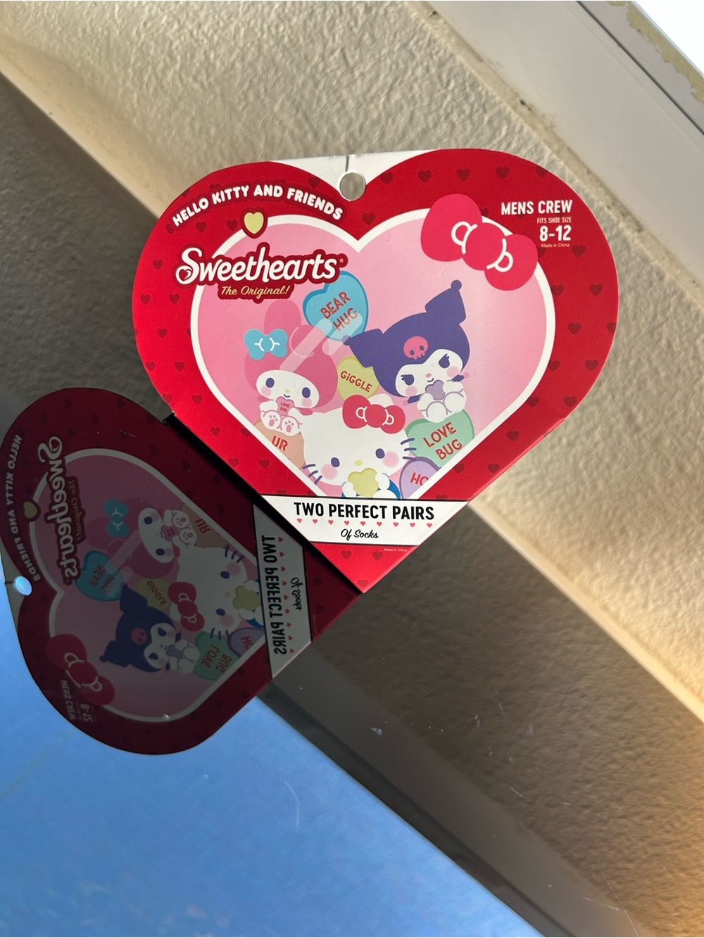 NEW sweethearts Hello kitty and friends 2 perfect pairs of men’s crew socks 8-12